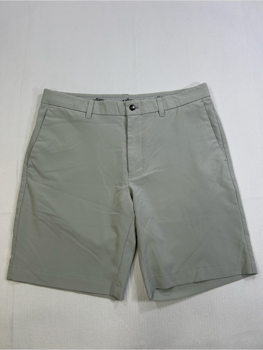 Callaway Golf Shorts Men’s Size 33 Light Gray Performance Stretch Flat Front